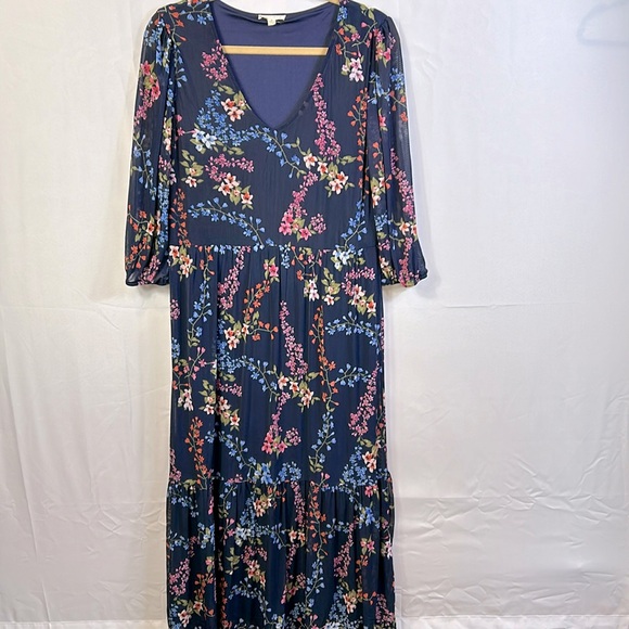 Jane and Delancey Dresses & Skirts - Jane and Delancey Floral Maxi Lined Dress Size Medium Sheer Sleeves